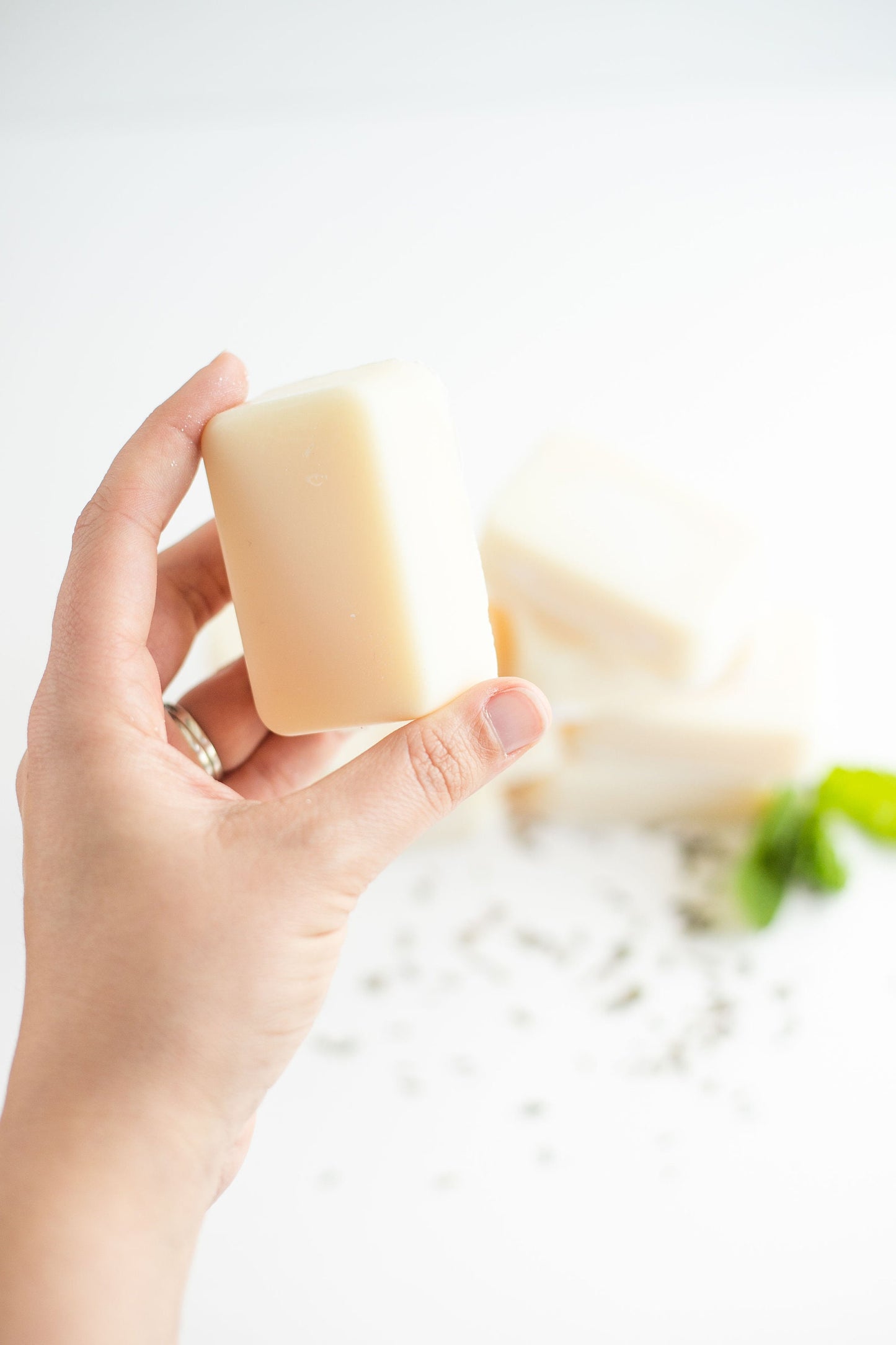 Solid Dish Soap Bar: Vegan, Eco-Friendly Lemon Cleaner